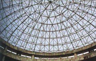 海西铝镁锰板屋面网架在设计时要注意哪些细节